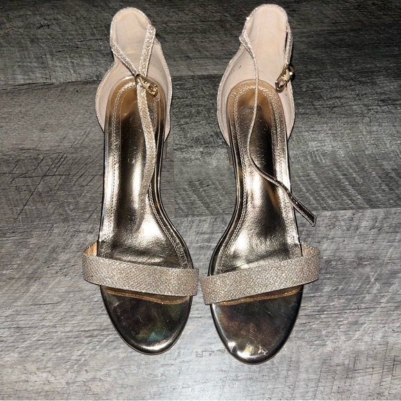 Champagne heels - Picture 3 of 4